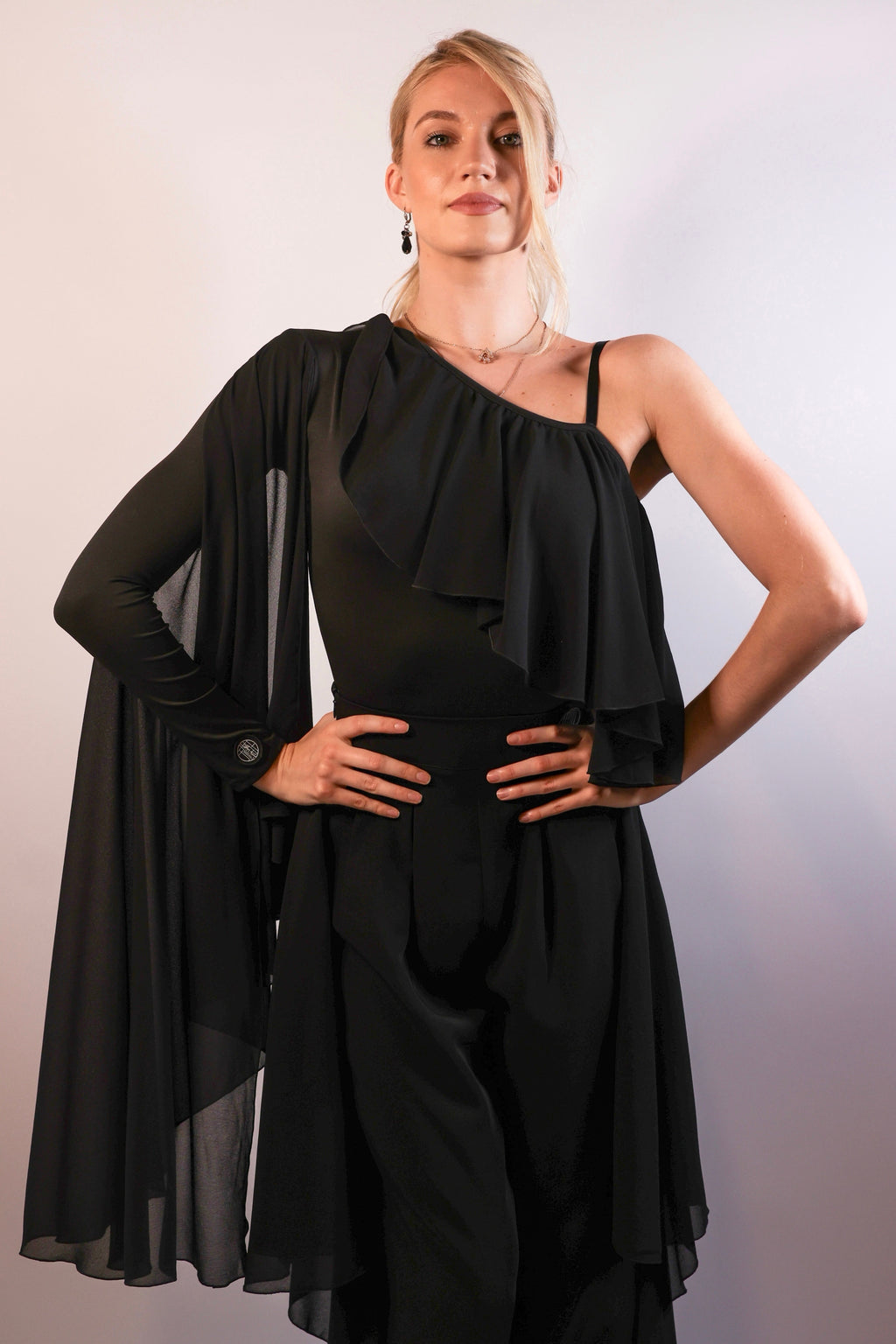 One-Shoulder Bodysuit - Midnight Black